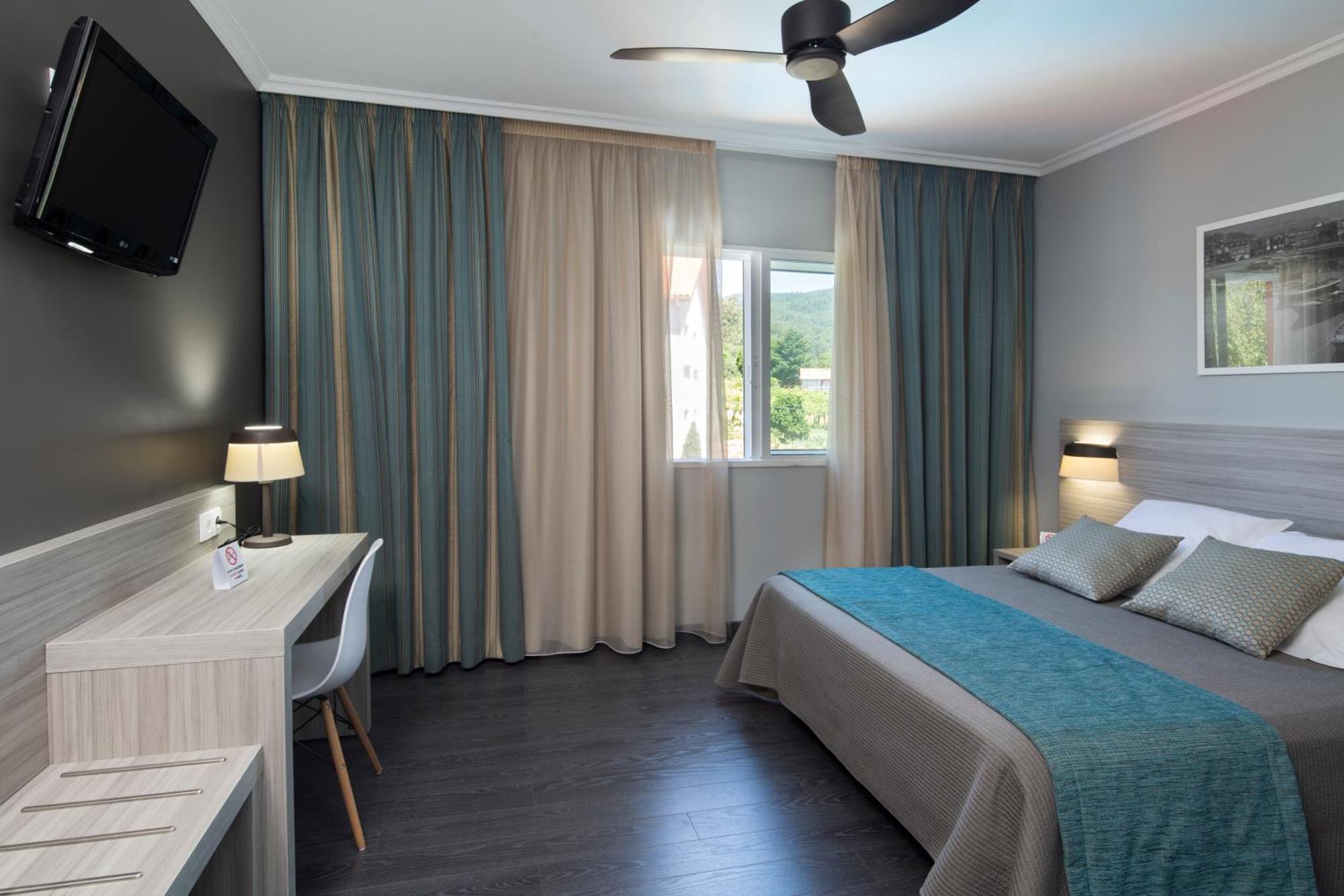 Hotel كومبارو المظهر الخارجي الصورة
